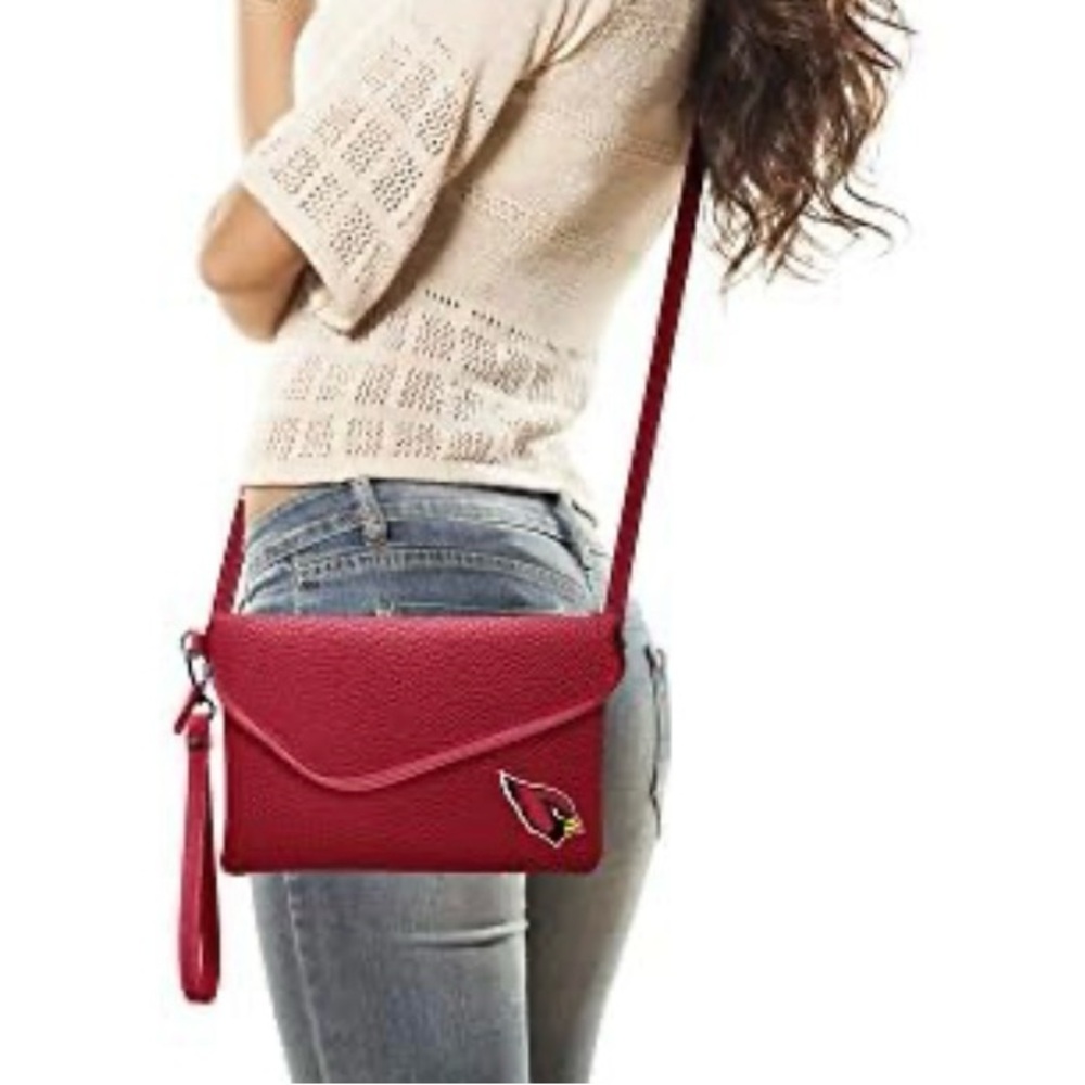 Arizona Cardinals Red Wristlet/Crossbdy with adjustable strap